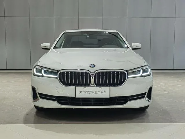 BMW 5 Series 2022 Trois lifting 530Li Type de luxe Ensemble de luxe extérieur photo 2 BMW 5 Series 2022 Trois lifting 530Li Type de luxe Ensemble de luxe extérieur photo 2