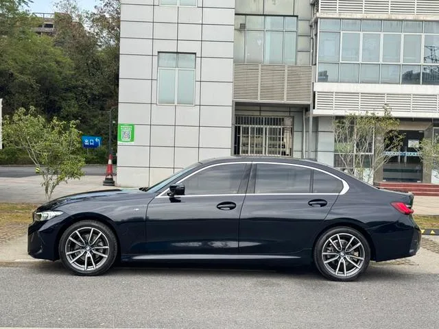 BMW 3 Series 2023 320Li M Sports suit exterior photo 8 BMW 3 Series 2023 320Li M Sports suit exterior photo 8