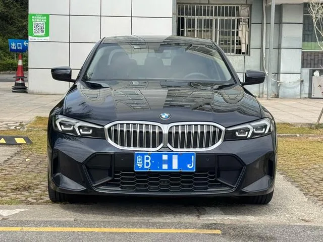 BMW 3 Series 2023 320Li M Sports suit interior photo 17 BMW 3 Series 2023 320Li M Sports suit interior photo 17