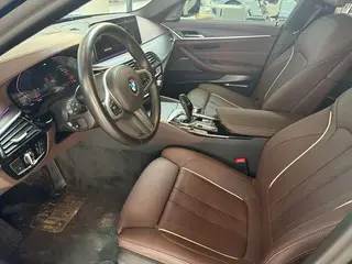 BMW 5 Series 2022 Second change 530Li Premium Class M Sports suit exterior photo 7 BMW 5 Series 2022 Second change 530Li Premium Class M Sports suit exterior photo 7