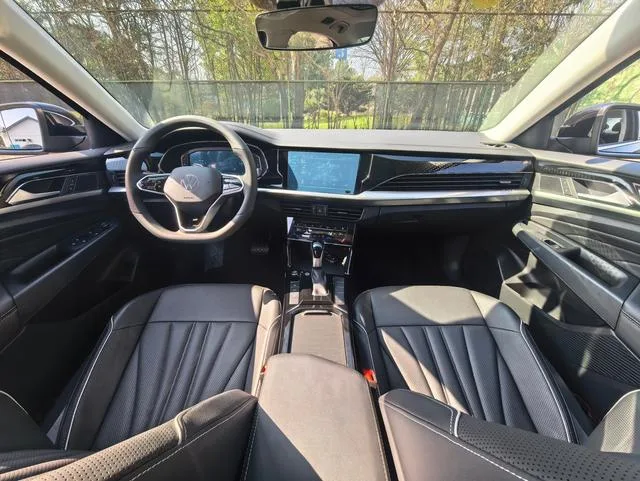 Volkswagen Passat 2024 330TSI Star Elite Edition interior photo 12 Volkswagen Passat 2024 330TSI Star Elite Edition interior photo 12