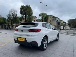 BMW X2 2023 sDrive25i M Edición nocturna deportiva interior foto 7 BMW X2 2023 sDrive25i M Edición nocturna deportiva interior foto 7