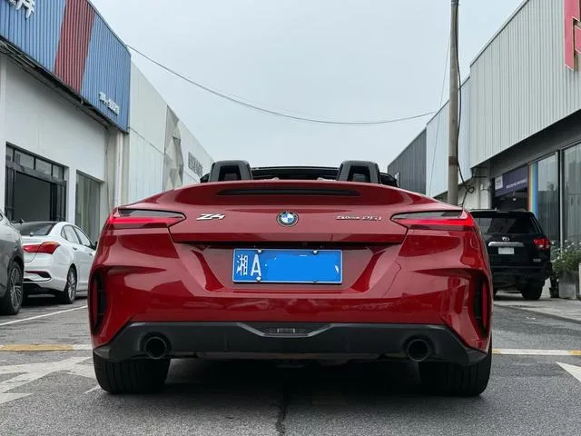 BMW Z4 2019 sDrive 25i M Sports Night Suit interior photo 8 BMW Z4 2019 sDrive 25i M Sports Night Suit interior photo 8