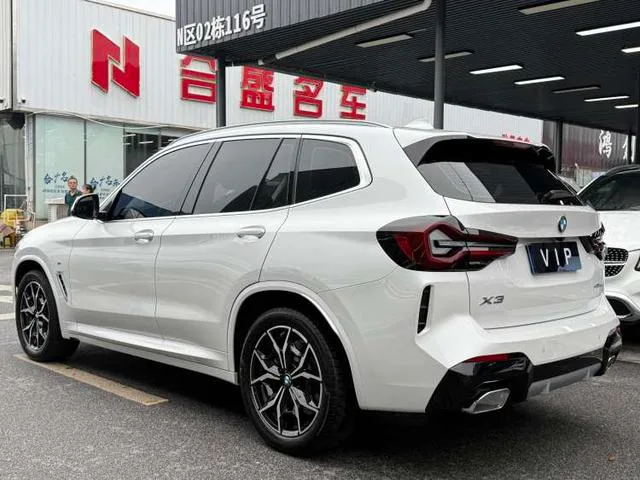 BMW X3 2022 xDrive25i M Спортивный костюм интерьер фото 15 BMW X3 2022 xDrive25i M Спортивный костюм интерьер фото 15