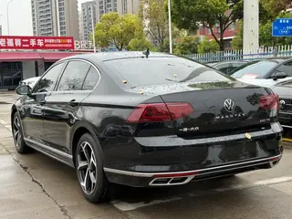Volkswagen Magotan 2023 200 Edición conmemorativa de 10,000 vehículos 330TSI DSG De lujo exterior foto 5