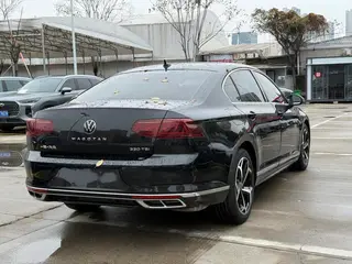 Volkswagen Magotan 2023 200 Edición conmemorativa de 10,000 vehículos 330TSI DSG De lujo exterior foto 7
