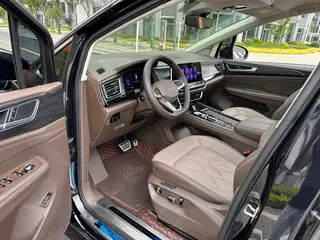 Volkswagen Viloran 2023 380TSI Versión de lujo exterior foto 9 Volkswagen Viloran 2023 380TSI Versión de lujo exterior foto 9