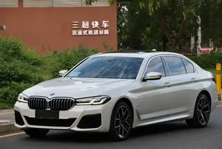 BMW 5 Series 2022 530Li Премиум-класса M Спортивный костюм