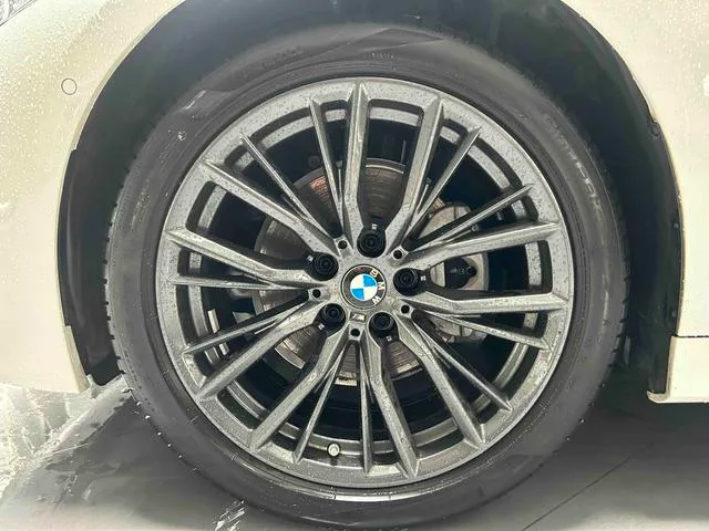 BMW 3 Series 2023 325i M Sports Night Suit exterior photo 4 BMW 3 Series 2023 325i M Sports Night Suit exterior photo 4