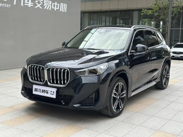 BMW X1 2023 sDrive25Li M Conjunto deportivo exterior foto 2