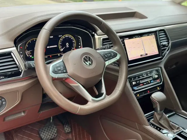 Volkswagen Viloran 2020 330TSI Luxury Edition interior photo 16 Volkswagen Viloran 2020 330TSI Luxury Edition interior photo 16