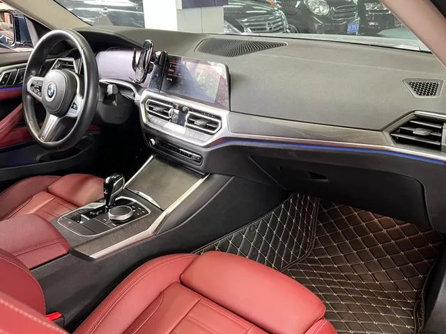 BMW 4 Series 2021 Restyling 425i M Sports suit interior photo 11 BMW 4 Series 2021 Restyling 425i M Sports suit interior photo 11