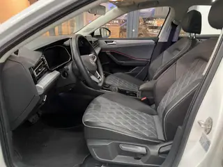 Volkswagen Sagitar 2024 300TSI DSG Versión más allá exterior foto 6
