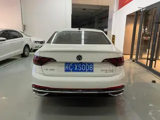 Volkswagen Sagitar 2024 300TSI DSG Versión más allá interior foto 12