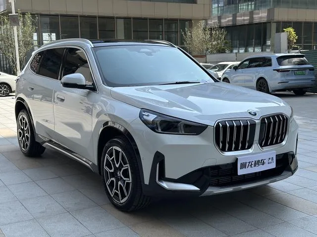 BMW X1 2023 sDrive25Li X Ensemble de conception extérieur photo 8 BMW X1 2023 sDrive25Li X Ensemble de conception extérieur photo 8