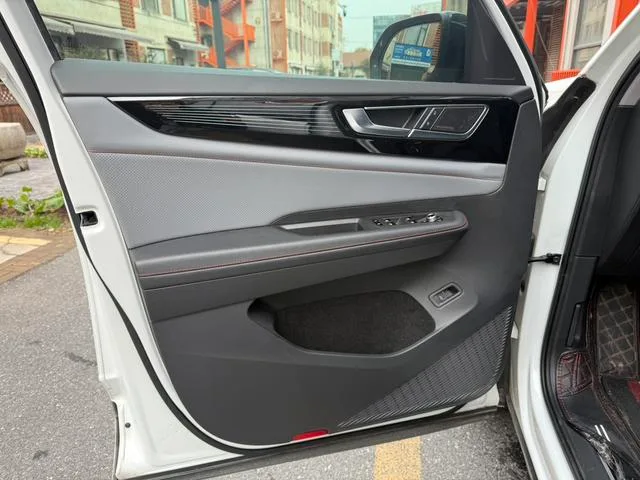 Volkswagen Teramont 2022 Teramont X 380TSI Four-wheel drive Respect Flagship Edition interior photo 9 Volkswagen Teramont 2022 Teramont X 380TSI Four-wheel drive Respect Flagship Edition interior photo 9