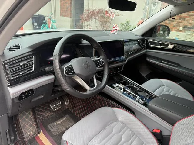 Volkswagen Teramont 2022 Teramont X 380TSI Four-wheel drive Respect Flagship Edition interior photo 12 Volkswagen Teramont 2022 Teramont X 380TSI Four-wheel drive Respect Flagship Edition interior photo 12