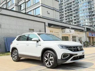 Volkswagen Tayron 2024 330TSI Tracción a dos ruedas de lujo Plus Versión avanzada exterior foto 3
