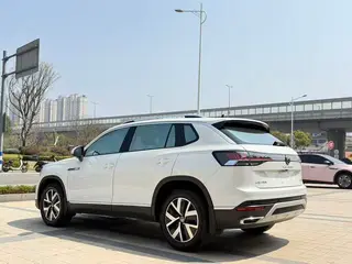 Volkswagen Tayron 2024 330TSI Tracción a dos ruedas de lujo Plus Versión avanzada exterior foto 6