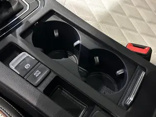 Volkswagen Magotan 2024 200 Diez mil vehículos 330TSI DSG De lujo interior foto 15