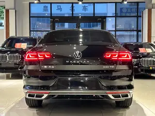 Volkswagen Magotan 2024 200 Diez mil vehículos 330TSI DSG De lujo interior foto 18