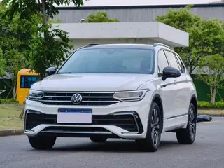 Volkswagen Tiguan L 2022 330TSI Tracción automática a dos ruedas R-Line Edición Yuexiang