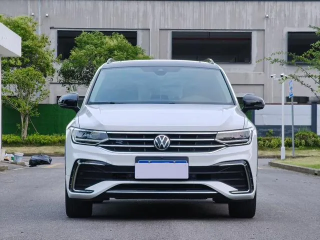 Volkswagen Tiguan L 2022 330TSI Transmission automatique à deux roues motrices R-Line Version de plus en plus extérieur photo 2