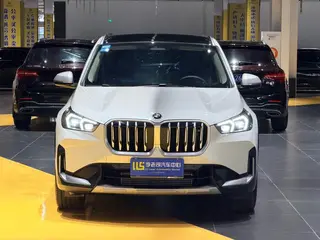 BMW X1 2023 sDrive25Li X Traje de diseño exterior foto 3 BMW X1 2023 sDrive25Li X Traje de diseño exterior foto 3