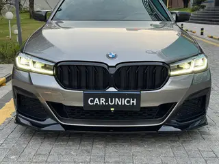 BMW 5 Series 2022 Segundo cambio 530Li Tipo de lujo M Conjunto deportivo exterior foto 4 BMW 5 Series 2022 Segundo cambio 530Li Tipo de lujo M Conjunto deportivo exterior foto 4