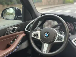BMW X5 2021 xDrive30i M Conjunto deportivo interior foto 14 BMW X5 2021 xDrive30i M Conjunto deportivo interior foto 14
