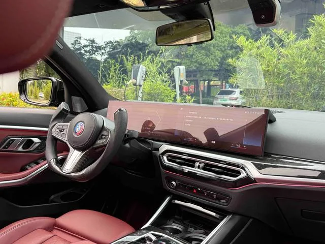 BMW 3 Series 2023 325Li M Ensemble de sport intérieur photo 18