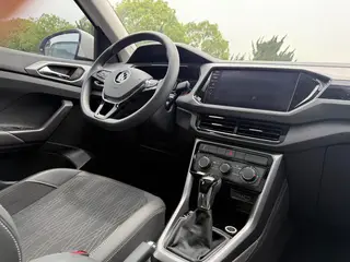 Volkswagen T-Cross 2021 280TSI DSG Version confortable intérieur photo 10