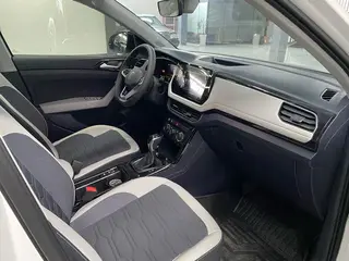 Volkswagen Tharu 2025 New talent 300TSI Sharp Edition interior photo 8 Volkswagen Tharu 2025 New talent 300TSI Sharp Edition interior photo 8