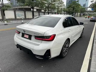 BMW 3 Series 2025 325i M Sports suit exterior photo 4 BMW 3 Series 2025 325i M Sports suit exterior photo 4