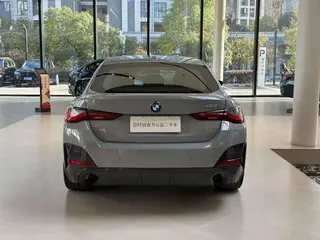 BMW 4 Series 2023 425i Gran Coupe M Traje nocturno deportivo Yao exterior foto 7 BMW 4 Series 2023 425i Gran Coupe M Traje nocturno deportivo Yao exterior foto 7