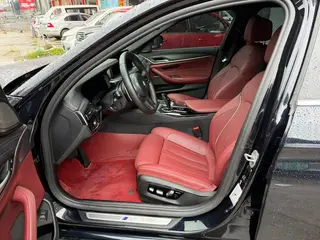 BMW 5 Series 2022 Reforma 530Li Tipo de lujo M Conjunto deportivo exterior foto 6 BMW 5 Series 2022 Reforma 530Li Tipo de lujo M Conjunto deportivo exterior foto 6