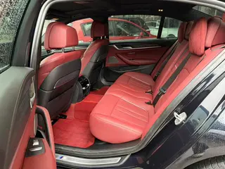 BMW 5 Series 2022 Reforma 530Li Tipo de lujo M Conjunto deportivo interior foto 7 BMW 5 Series 2022 Reforma 530Li Tipo de lujo M Conjunto deportivo interior foto 7