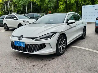 Volkswagen Lamando 2025 Lamando L 280TSI DSG Versión picante