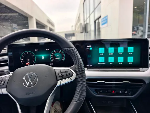 Volkswagen Lamando 2025 Lamando L 280TSI DSG Version épicée cool extérieur photo 5 Volkswagen Lamando 2025 Lamando L 280TSI DSG Version épicée cool extérieur photo 5