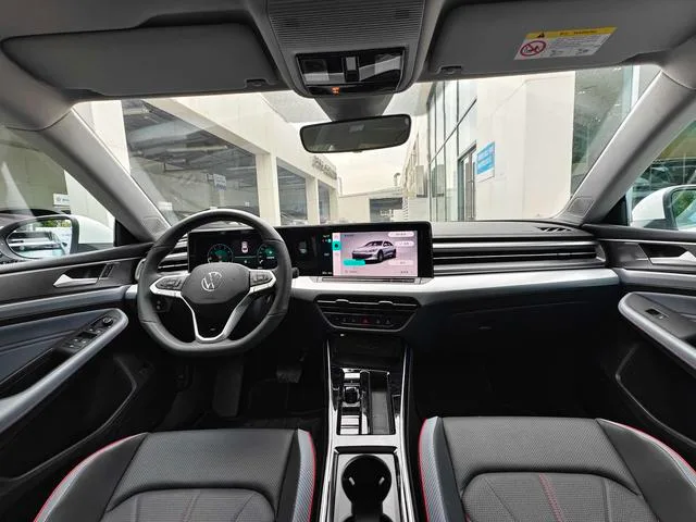 Volkswagen Lamando 2025 Lamando L 280TSI DSG Version épicée cool intérieur photo 8 Volkswagen Lamando 2025 Lamando L 280TSI DSG Version épicée cool intérieur photo 8