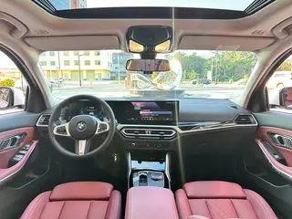 BMW 3 Series 2023 320Li M Conjunto deportivo exterior foto 4 BMW 3 Series 2023 320Li M Conjunto deportivo exterior foto 4