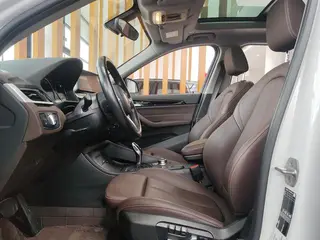 BMW X1 2022 sDrive25Li Лидирующий экстерьер фото 5 BMW X1 2022 sDrive25Li Лидирующий экстерьер фото 5