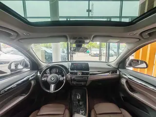 BMW X1 2022 sDrive25Li Лидирующий экстерьер фото 8 BMW X1 2022 sDrive25Li Лидирующий экстерьер фото 8