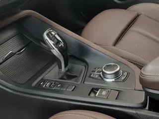 BMW X1 2022 sDrive25Li Лидирующий интерьер фото 10 BMW X1 2022 sDrive25Li Лидирующий интерьер фото 10