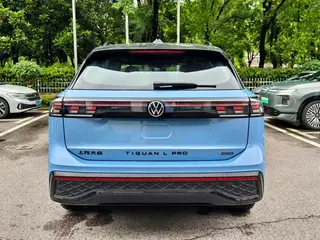 Volkswagen Tiguan L 2024 Pro 380TSI Quatre roues motrices R-Line Version de la sagesse intérieur photo 14