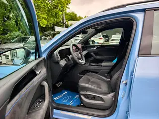 Volkswagen Tiguan L 2024 Pro 380TSI Quatre roues motrices R-Line Version de la sagesse intérieur photo 18