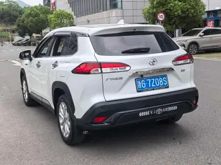 Toyota Frontlander 2023 2.0L CVT Versión líder exterior foto 5