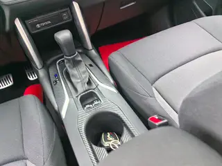 Toyota Frontlander 2023 2.0L CVT Versión líder interior foto 15