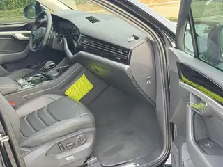 Volkswagen Touareg 2022 2.0TSI Edición Rui Shang interior foto 11