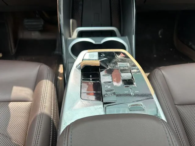 BMW X1 2023 sDrive25Li M Sports suit interior photo 11 BMW X1 2023 sDrive25Li M Sports suit interior photo 11
